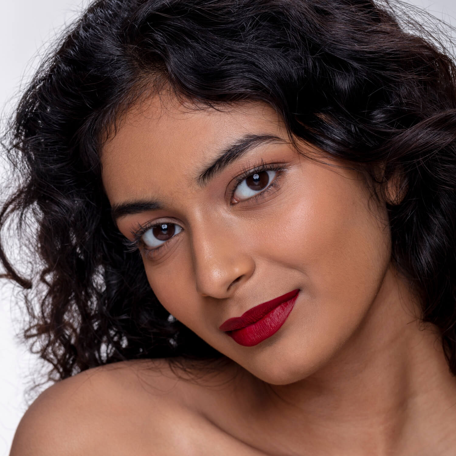 Ladybird Red 01 Non-stop Airy Matte Liquid Lipstick